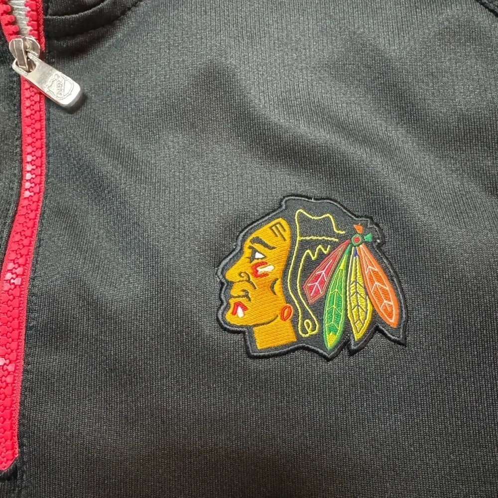 Mens NHL Reebok Chicago Blackhawks Center Ice Collection Golf Collar Shirt Small